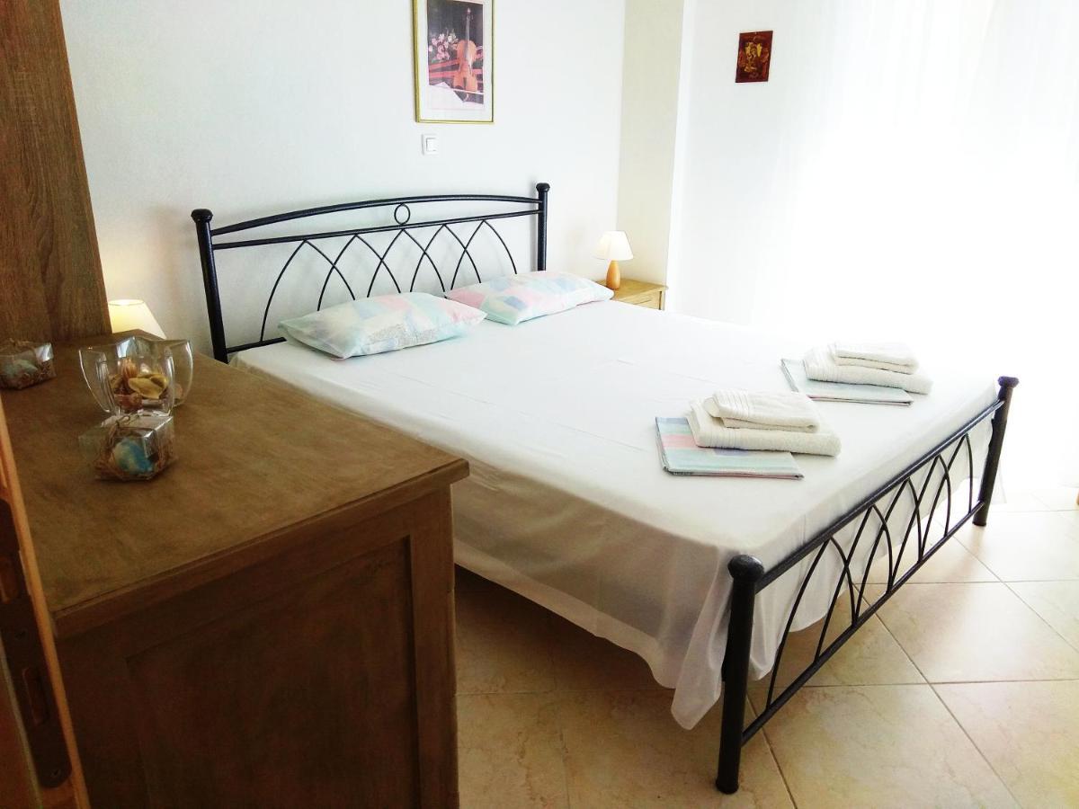 Emerald Apartment With Sea View Kriopigi Bagian luar foto